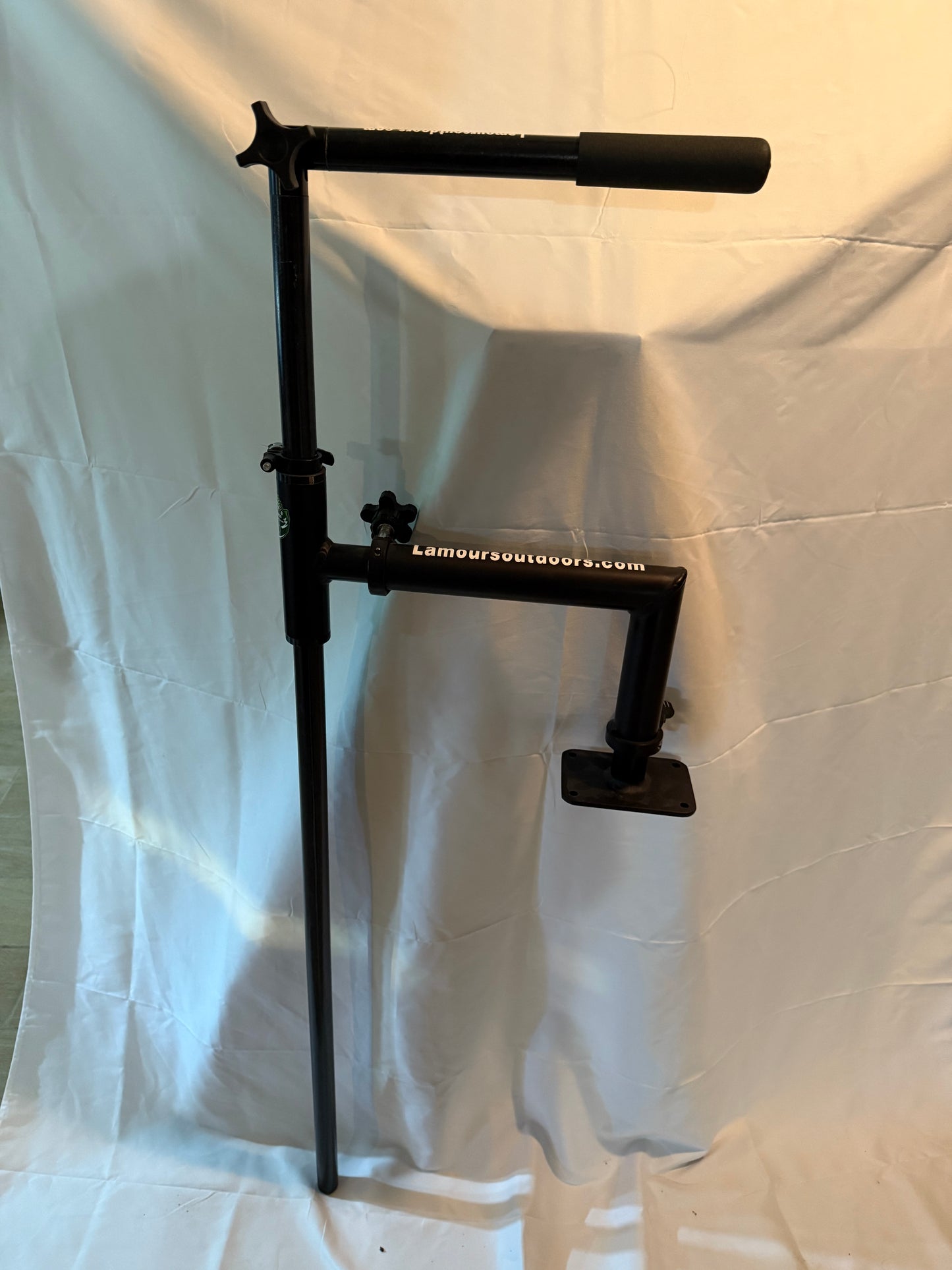 Deep V Livescope Mount and Pole