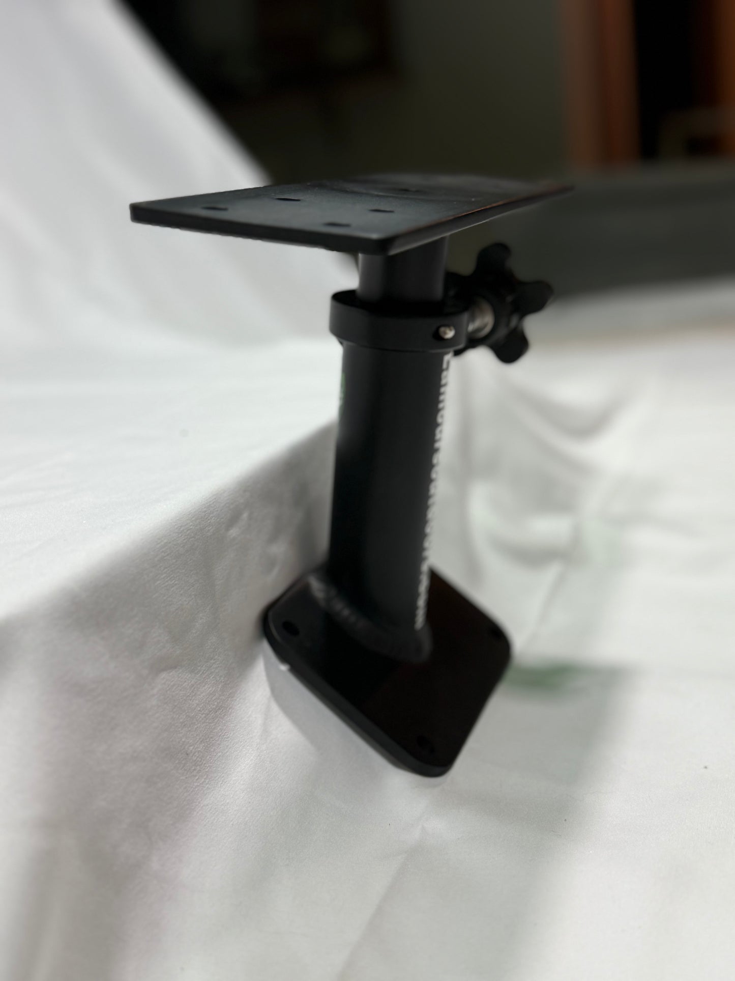 30 Degree Livescope Mount